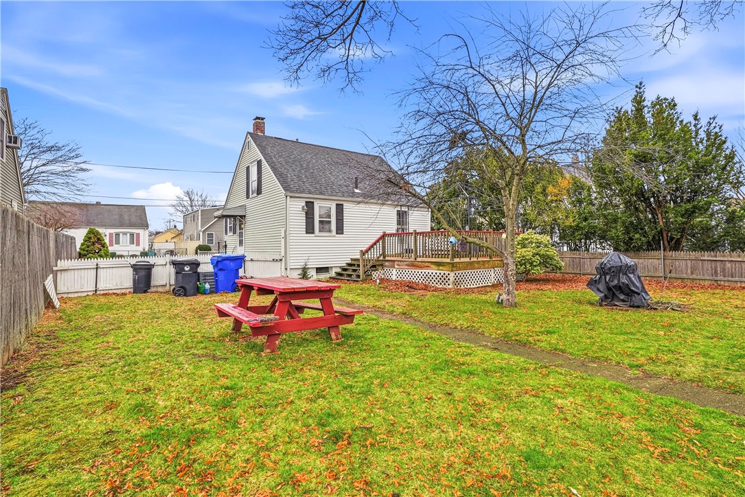 26 Pembroke Avenue Pawtucket, RI 02860 - Photo 26 of 34