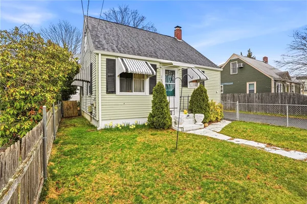 $320,000 | 26 Pembroke Avenue, Pawtucket, RI 02860
