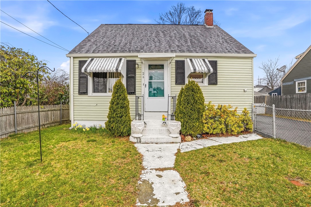 26 Pembroke Avenue Pawtucket, RI 02860 - Photo 4 of 34