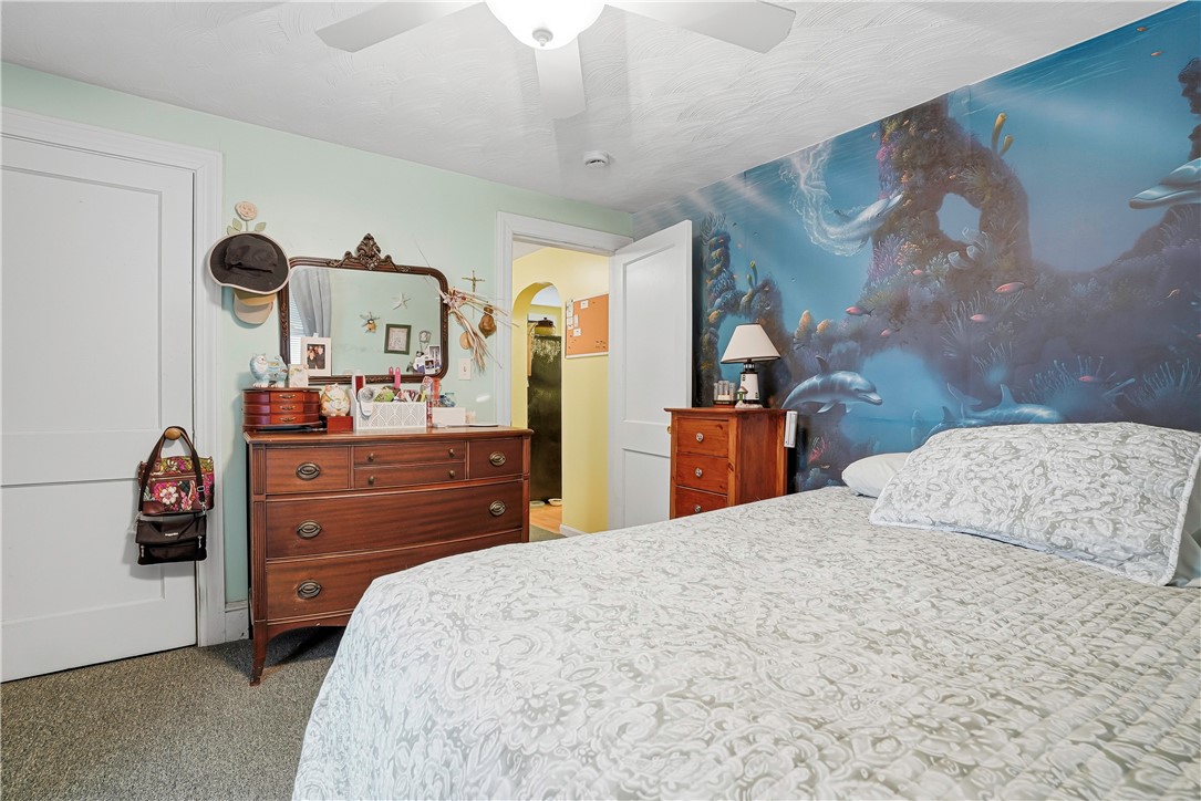 26 Pembroke Avenue Pawtucket, RI 02860 - Photo 10 of 34