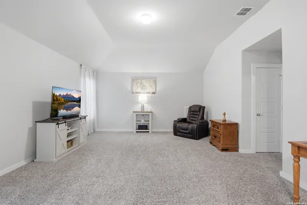 $2,200 | 827 Laurel, San Antonio, TX 78219