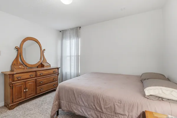 $2,200 | 827 Laurel, San Antonio, TX 78219