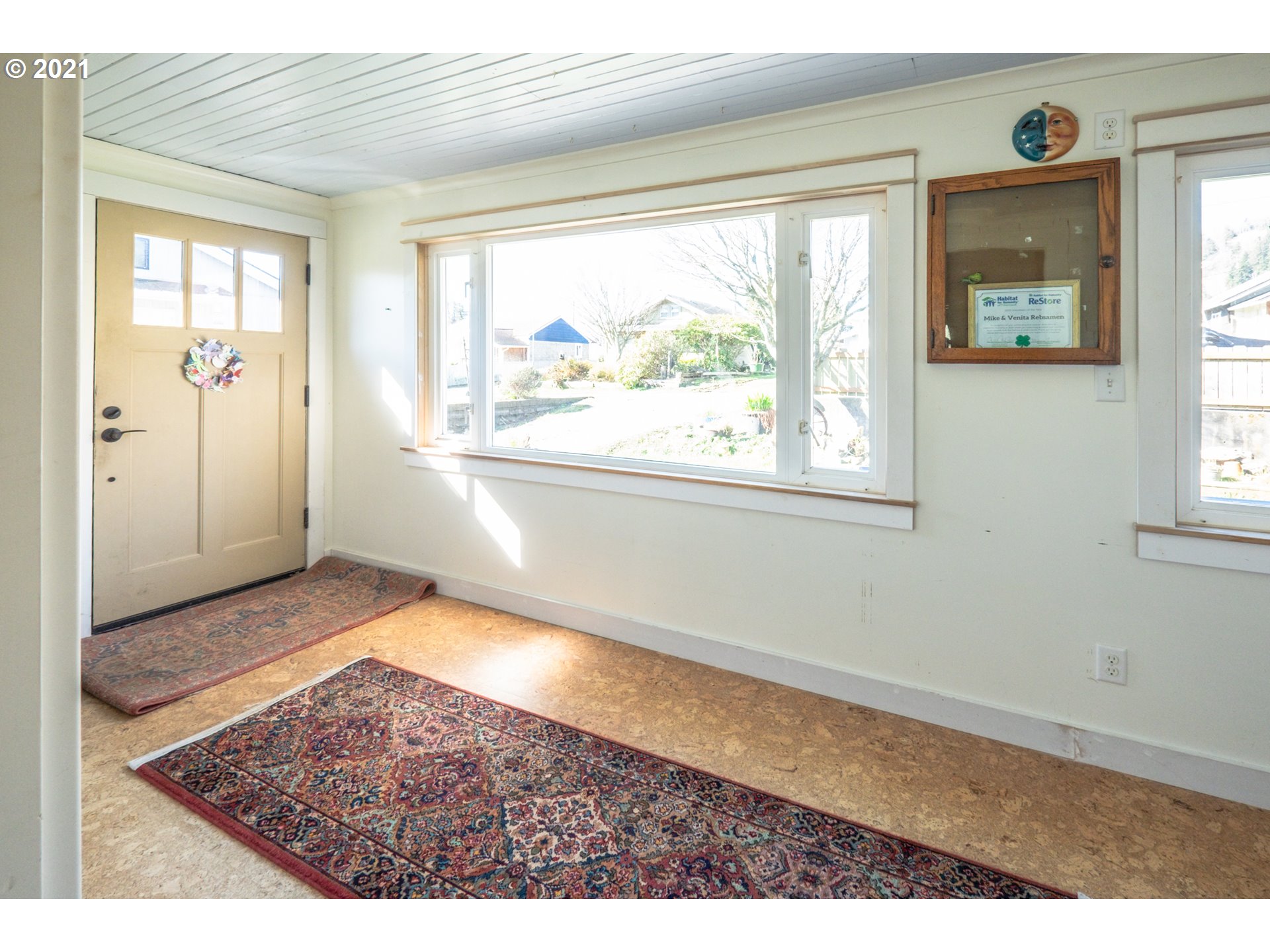 206 2nd Street Garibaldi, OR 97118 - Photo 3 of 32 Gallery Image 3