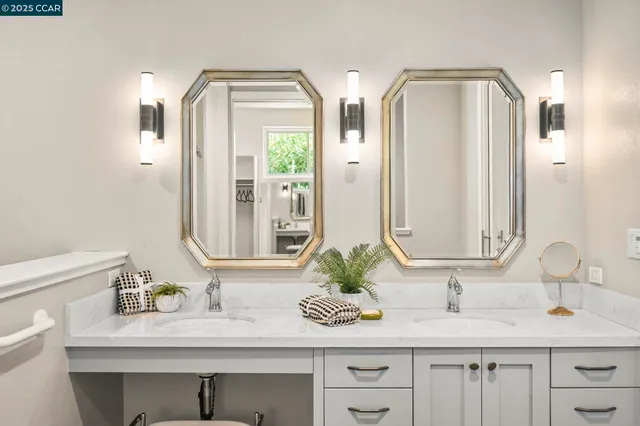 a view of a storage & utility room