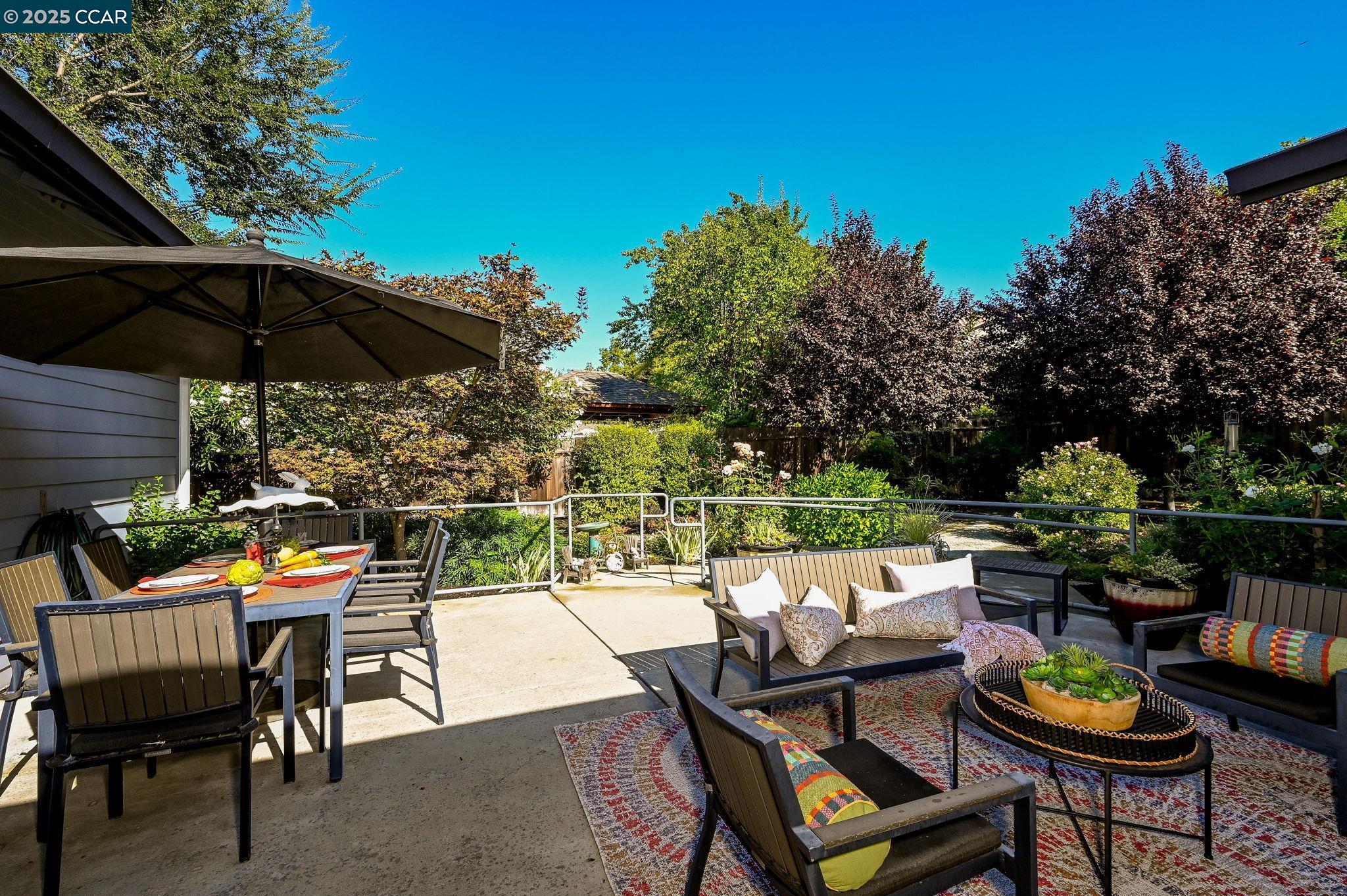 1096 Mountain View Boulevard Walnut Creek, CA 94596 - Photo 35 of 49 a view of a chairs and table in the patio