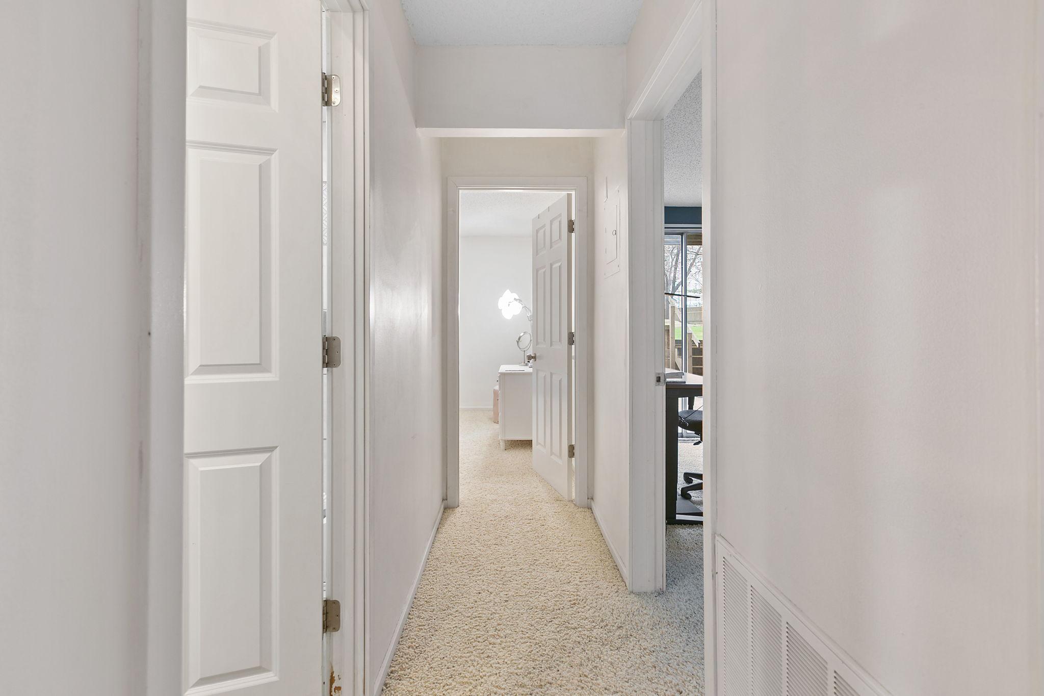 6328 Barrie Road, Unit 1A Minneapolis, MN 55435 - Photo 13 of 36 Gallery Image 13