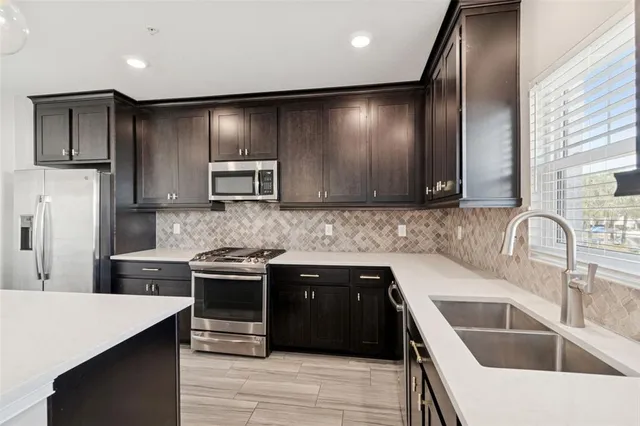 $6,000 | 4921 West Paul Avenue, Unit 4, Tampa, FL 33611