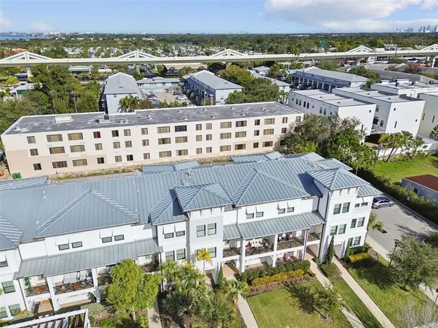 $6,000 | 4921 West Paul Avenue, Unit 4, Tampa, FL 33611