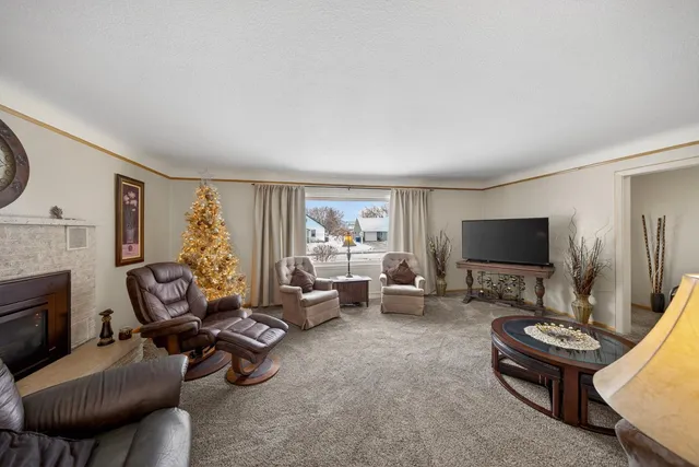 $339,900 | 702 North 6th Street, Lake City, MN 55041