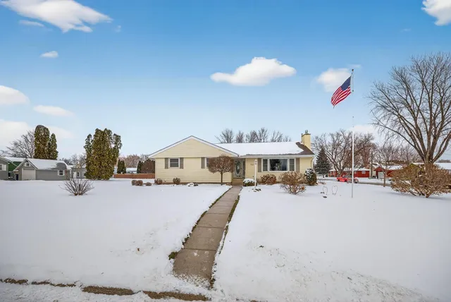 $339,900 | 702 North 6th Street, Lake City, MN 55041