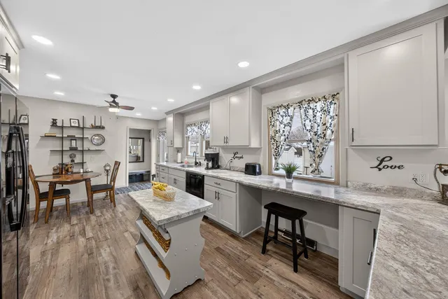 $339,900 | 702 North 6th Street, Lake City, MN 55041