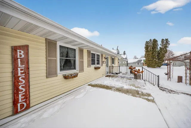 $339,900 | 702 North 6th Street, Lake City, MN 55041