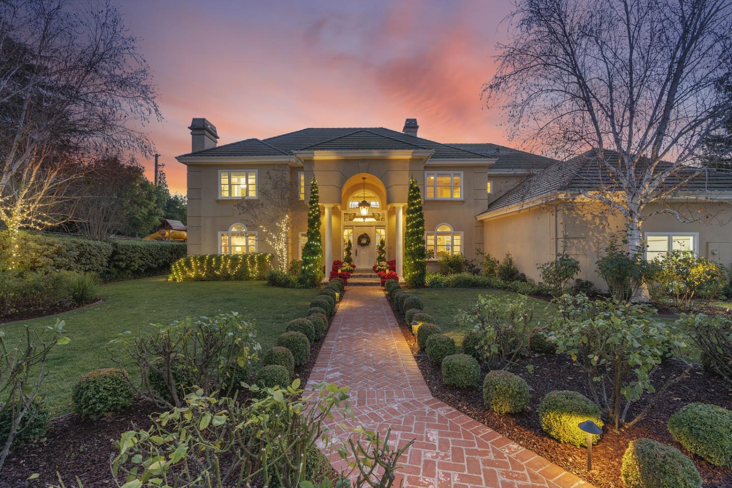 10340 Anderson Road San Jose, CA 95127 - Photo 2 of 65 a front view of a house with garden