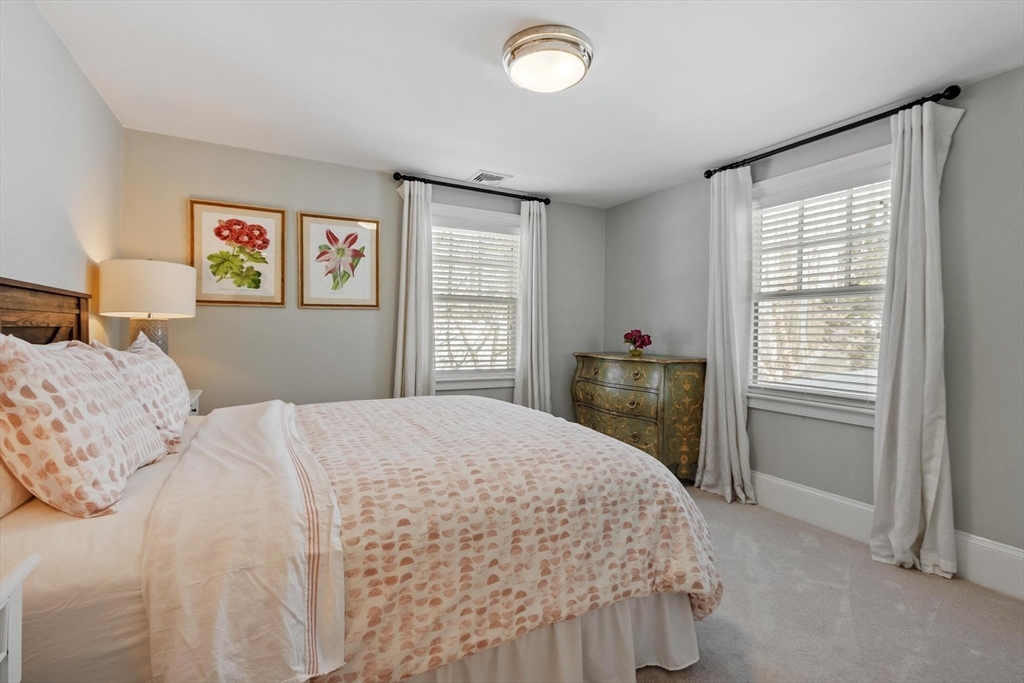 165 Everett Street Concord, MA 01742 - Photo 19 of 36