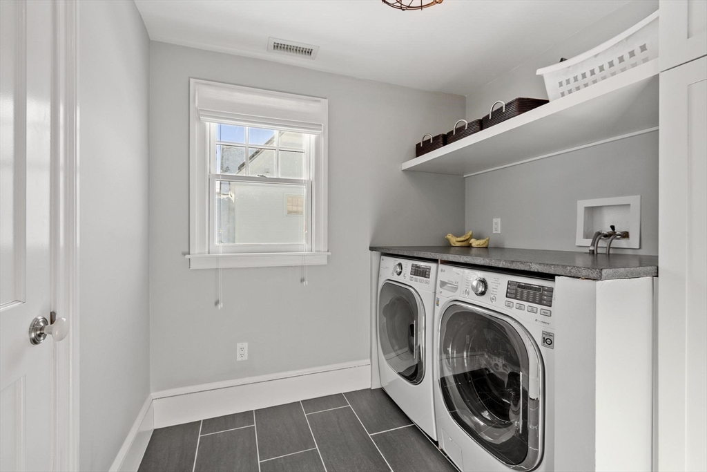 165 Everett Street Concord, MA 01742 - Photo 20 of 36