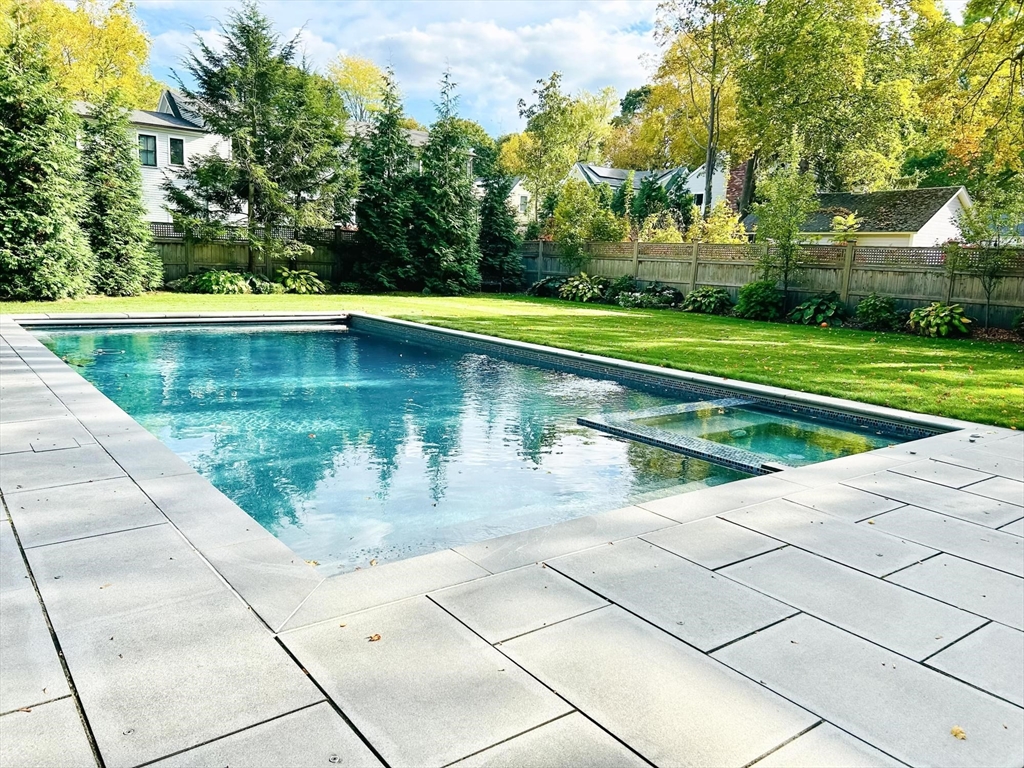 165 Everett Street Concord, MA 01742 - Photo 3 of 36