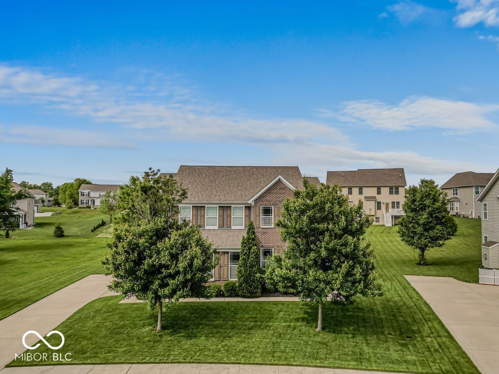 7058 Stoney Ridge Drive Columbus, IN 47201 - Photo 1 of 29 Gallery Image 1