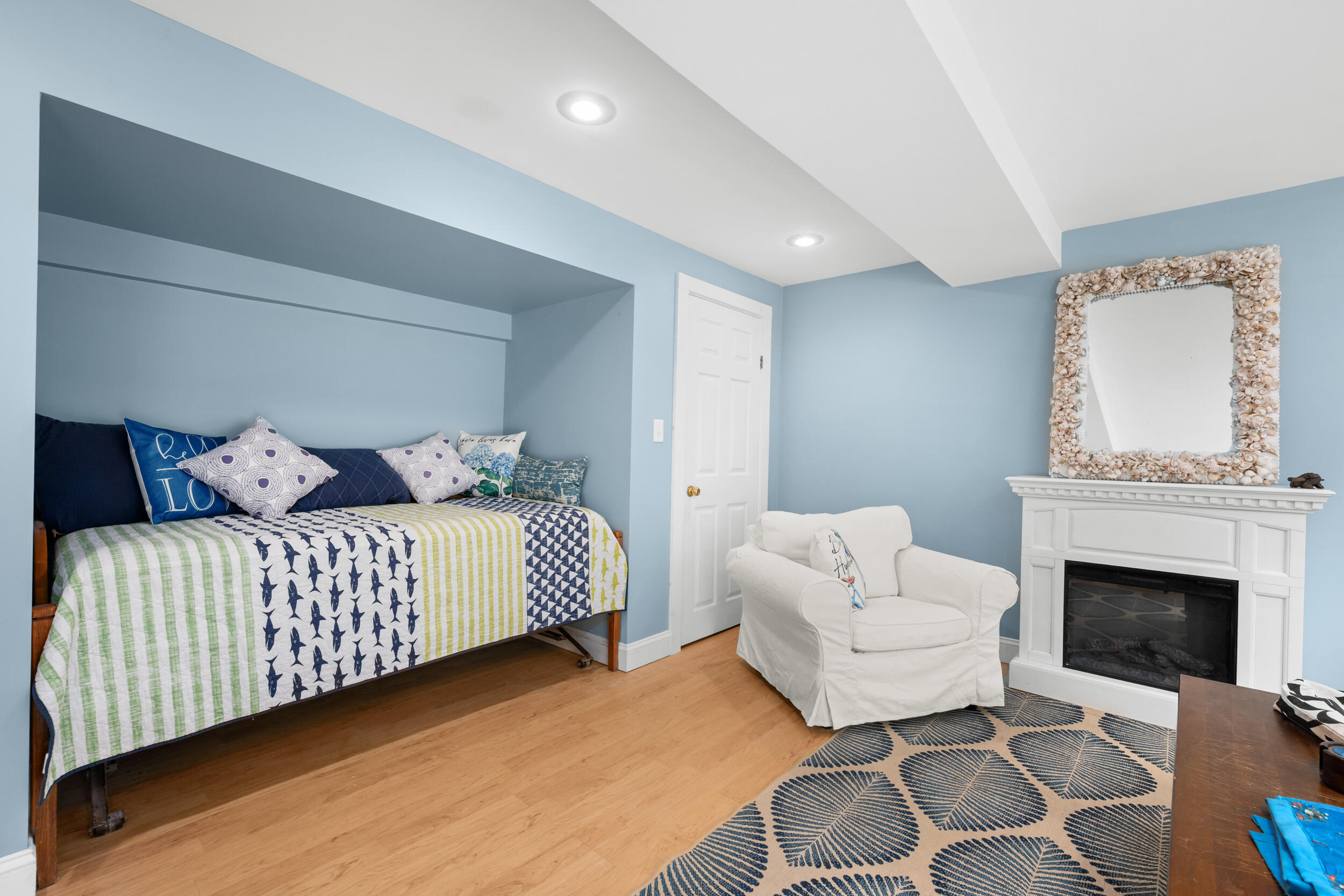 82 Shore Road, Unit 12 Truro, MA 02666 - Photo 10 of 37 13_dsc_5265