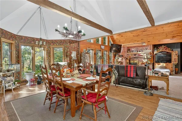 $539,950 | 21341 Dogwood Lane, Wheatland, MO 65779