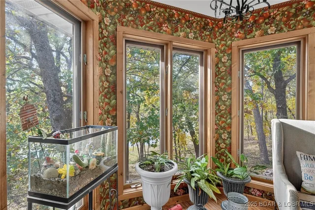 $539,950 | 21341 Dogwood Lane, Wheatland, MO 65779