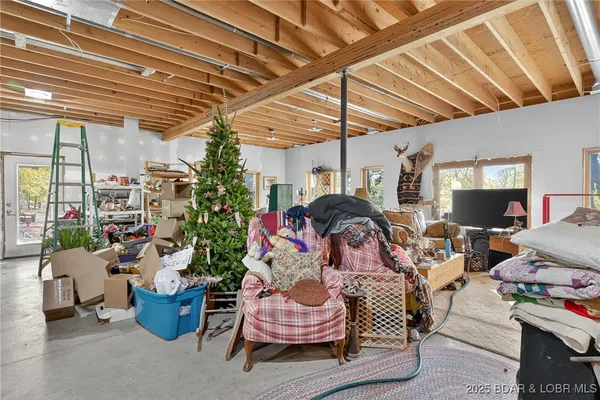 $539,950 | 21341 Dogwood Lane, Wheatland, MO 65779