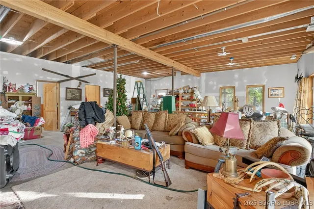 $539,950 | 21341 Dogwood Lane, Wheatland, MO 65779