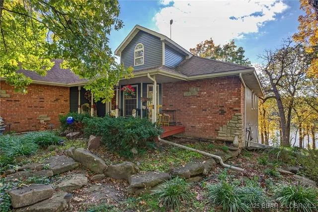 $539,950 | 21341 Dogwood Lane, Wheatland, MO 65779