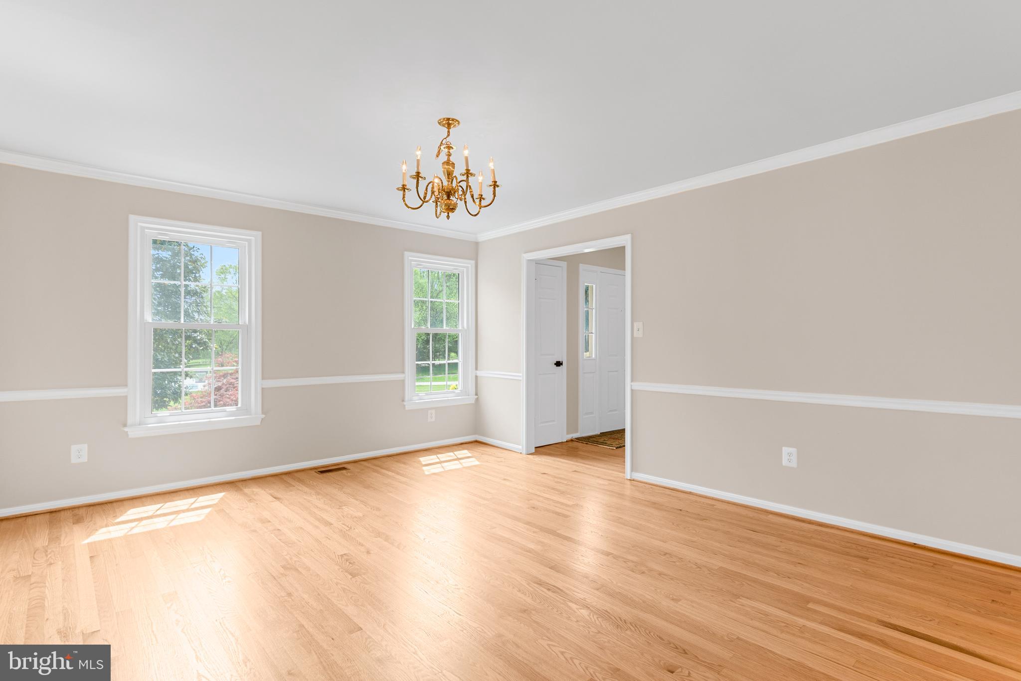 1341 Excaliber Lane Silver Spring, MD 20906 - Photo 5 of 76