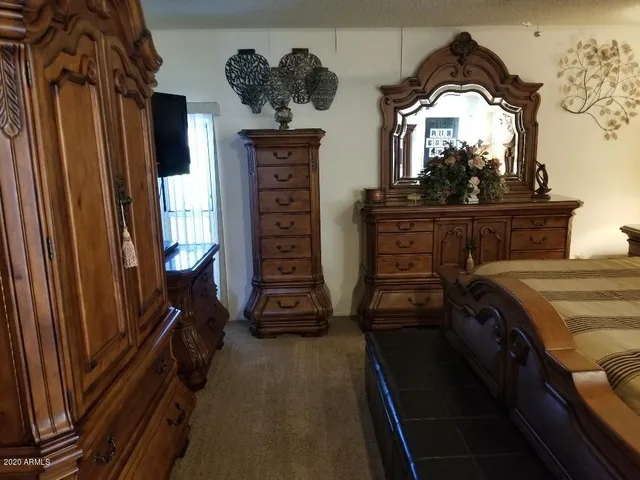 a view of walk in closet