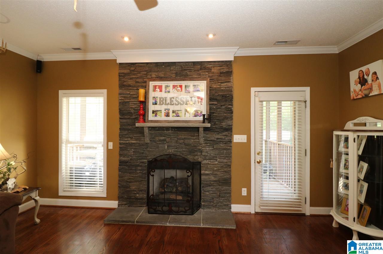 560 Creek Ridge Drive Riverside, AL 35135 - Photo 4 of 43