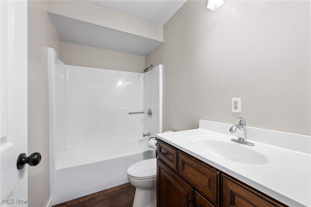 14294 Lagrange Road Lagrange, OH 44050 - Photo 17 of 37
