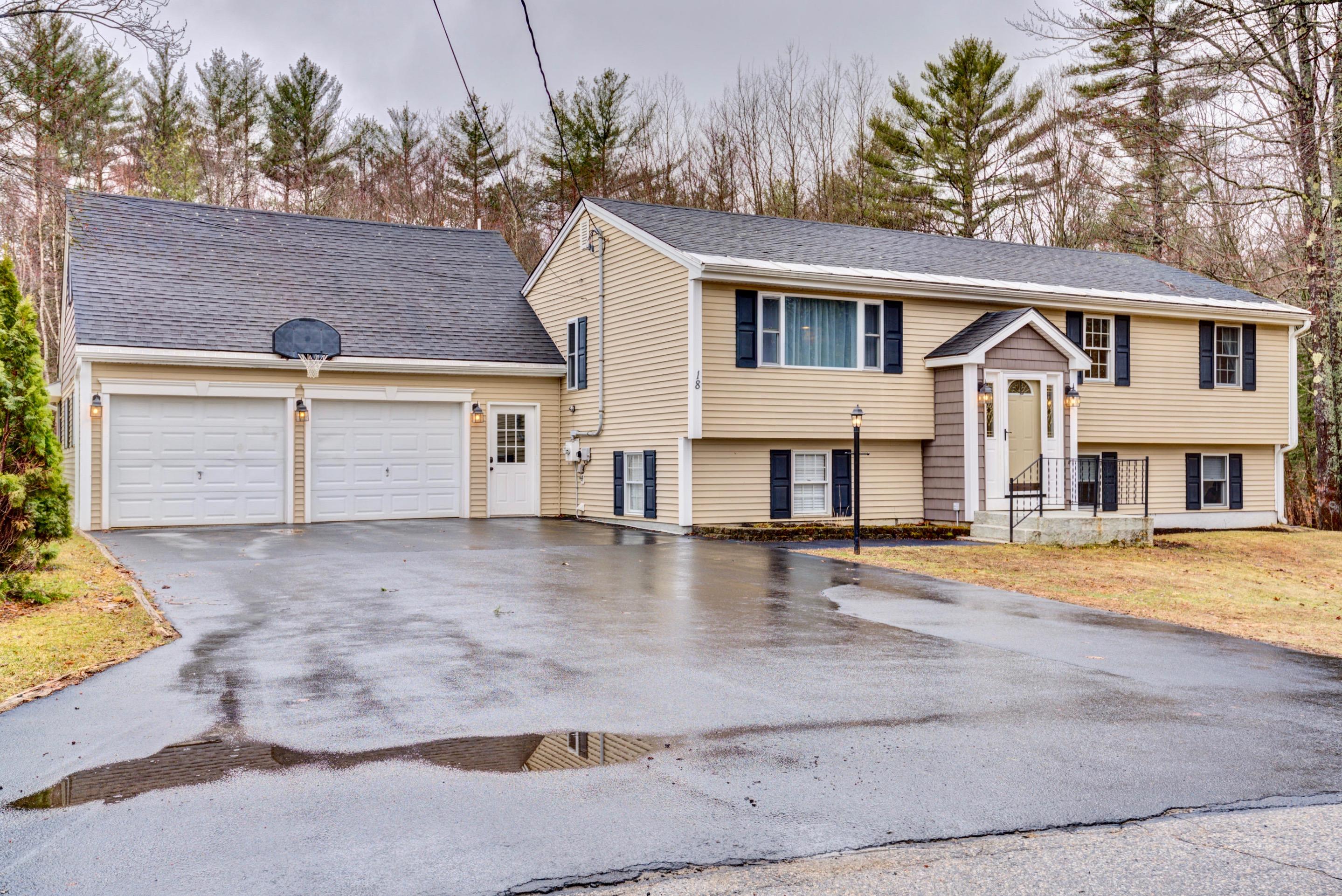 18 Greenaway Avenue Springvale, ME 04083 - Photo 1 of 47 18 Greenaway Ave Springvale ME-print-002