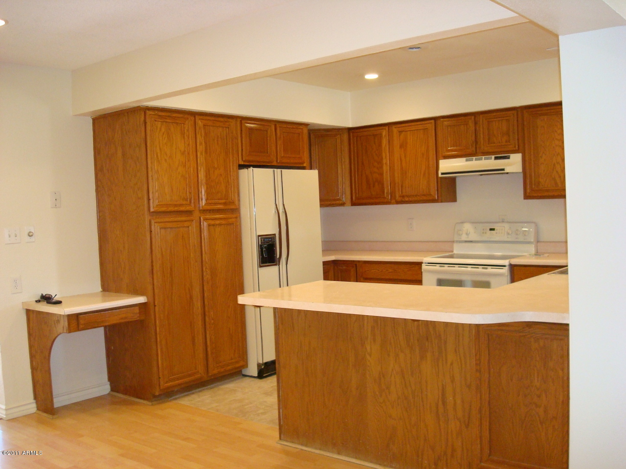 3825 West Redfield Road Phoenix, AZ 85053 - Photo 4 of 18 814