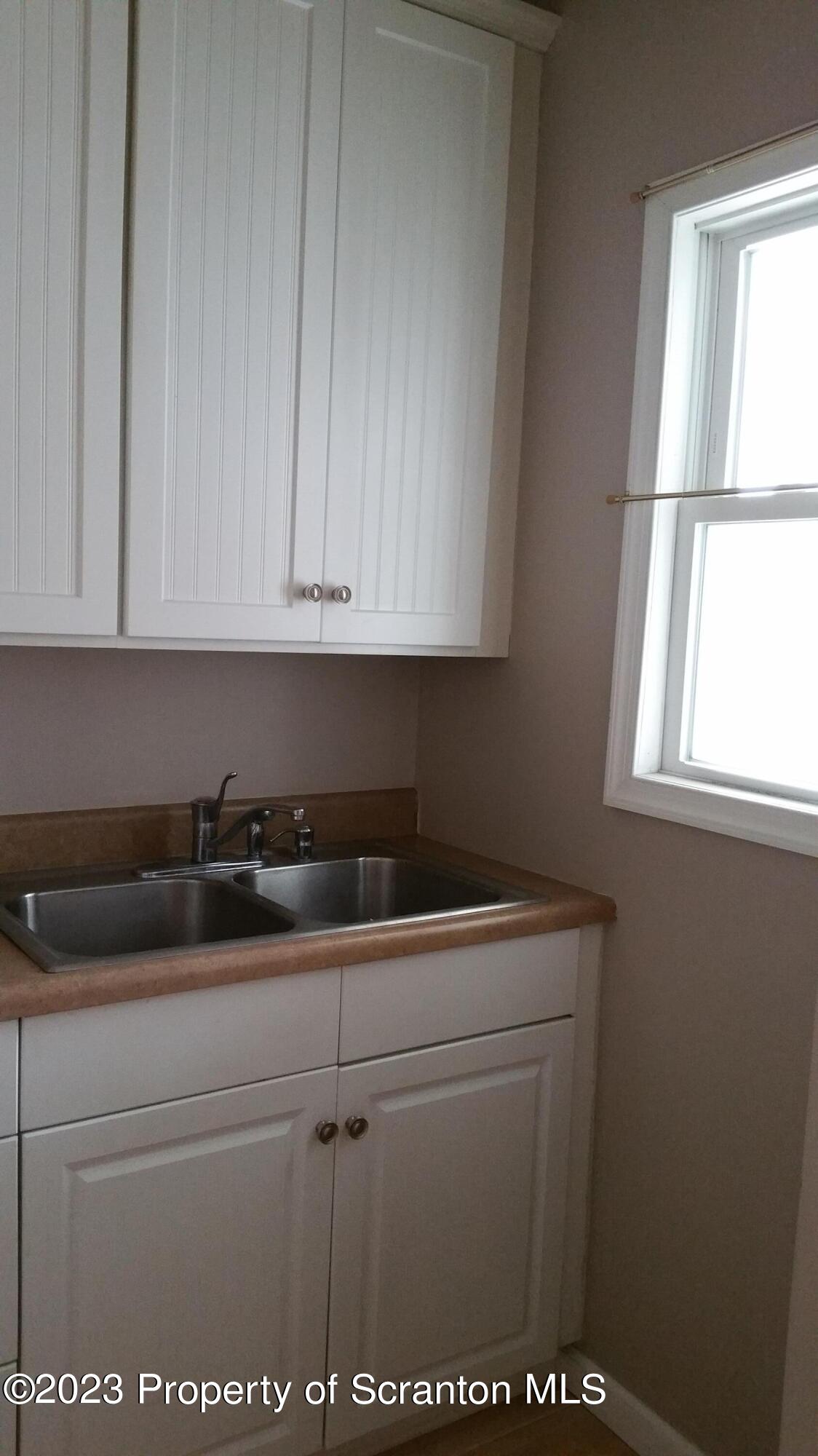 226 Spring Street Moosic, PA 18507 - Photo 24 of 25