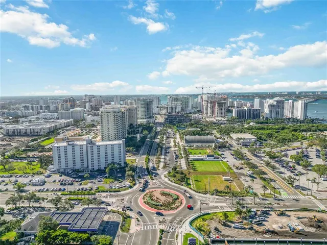 $388,000 | 1064 North Tamiami Trail, Unit 1308, Sarasota, FL 34236