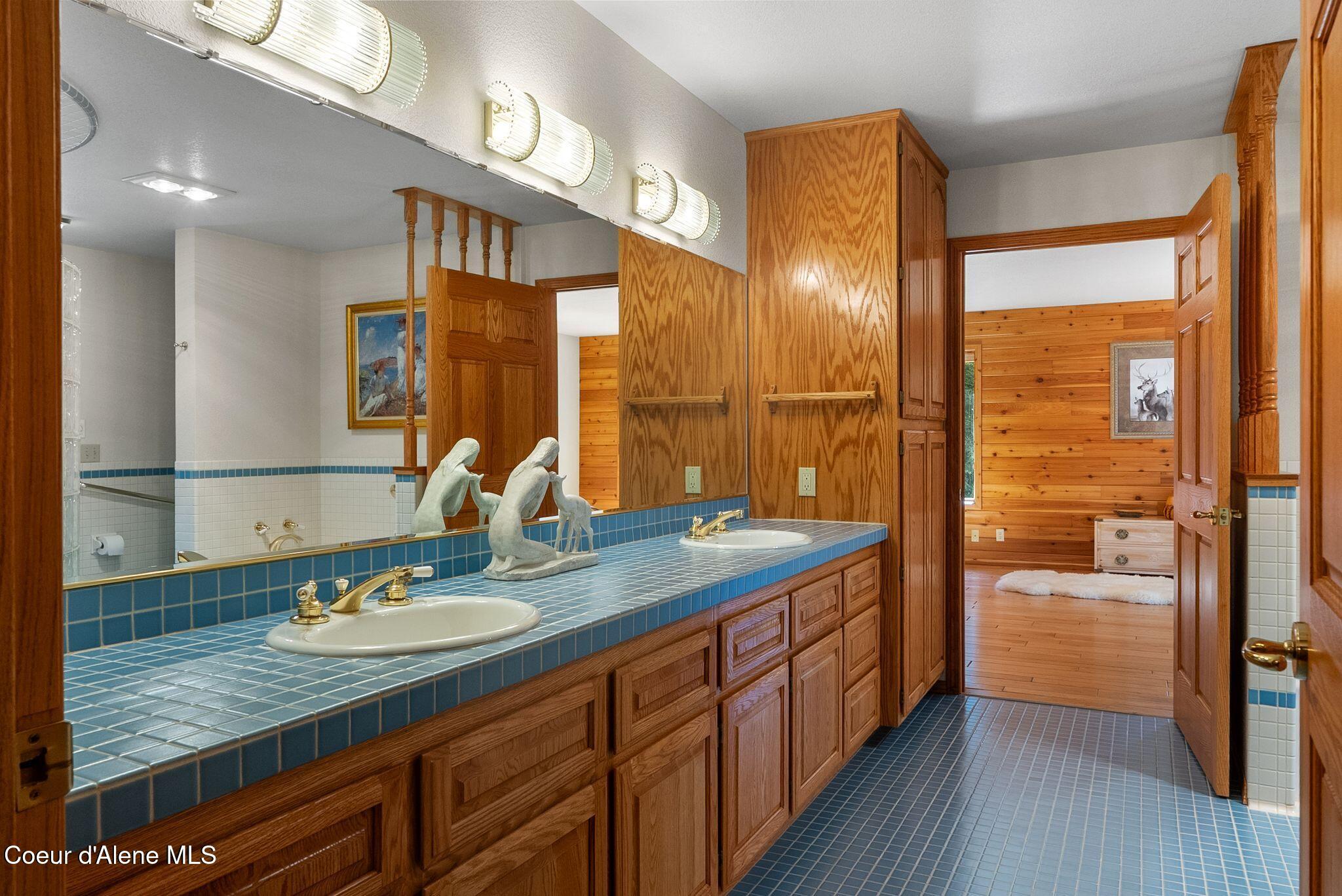 344 Upper Gold Crk Road Sandpoint, ID 83864 - Photo 20 of 47 020