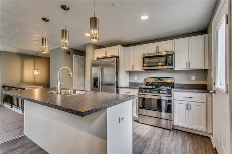 899 Blue Ridge Road Pittsburgh, PA 15239 - Photo 5 of 23 Gallery Image 5