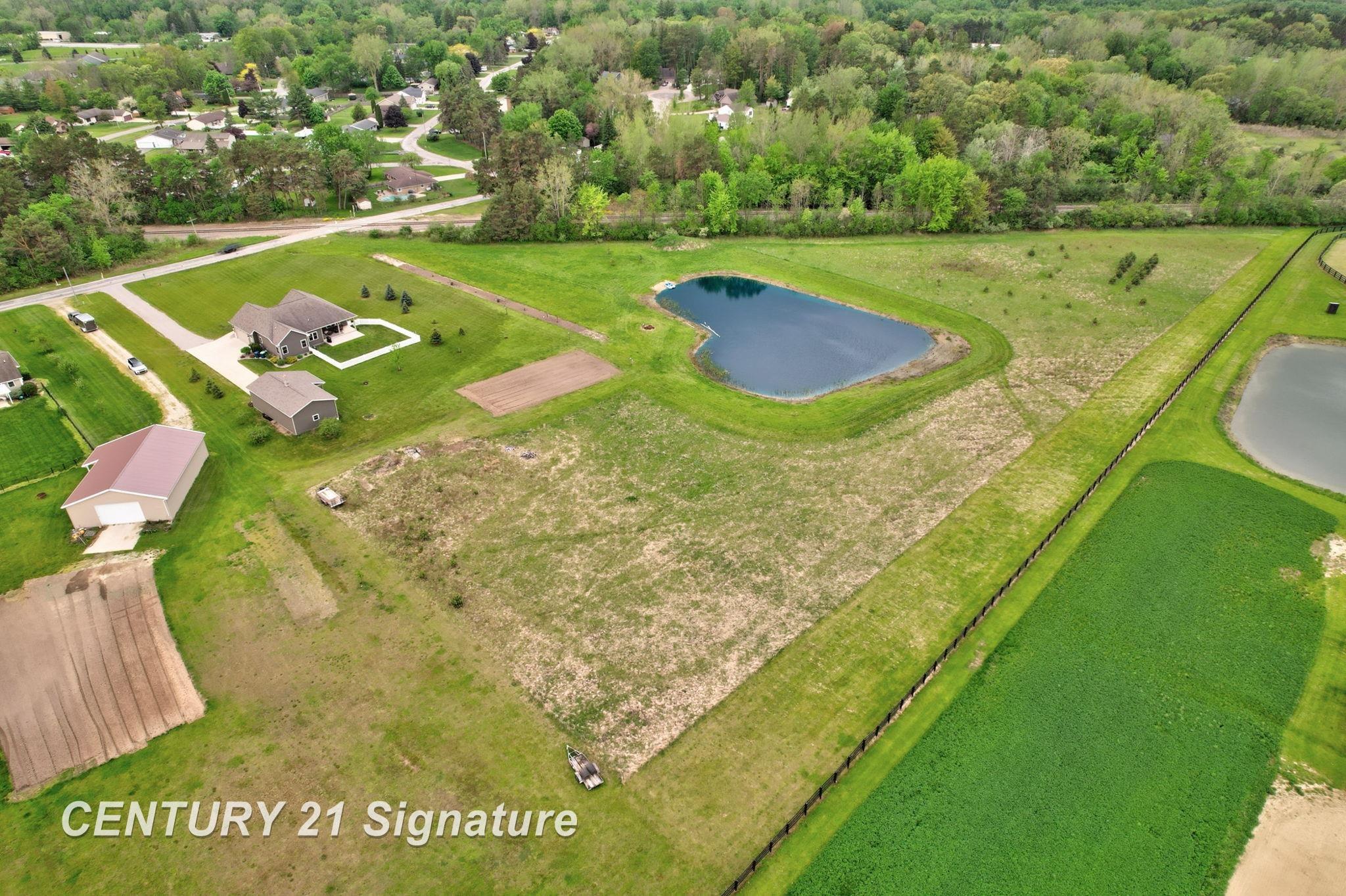 11056 Sarle Road Freeland, MI 48623 - Photo 74 of 80 50208910-77a06c49-4fbf-439c-8b1c-3148a09c7cba.JPG