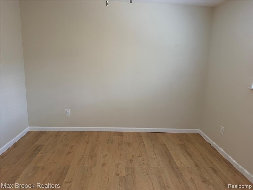 3875 Devon Road, Unit 10A Royal Oak, MI 48073 - Photo 9 of 28 Gallery Image 9
