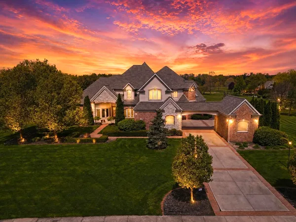 $1,699,000 | 1200 White Hawk Drive, Crown Point, IN 46307