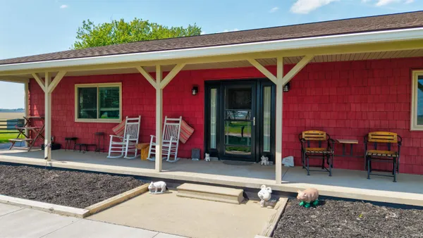 $449,900 | 3592 West County Road 950 North, Chrisney, IN 47611