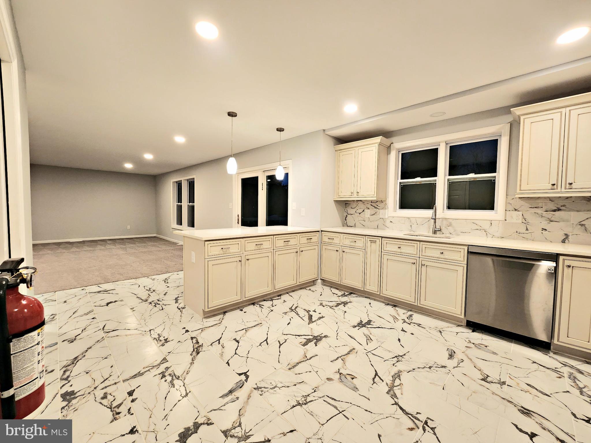 548 Jackson Road Atco, NJ 08004 - Photo 12 of 28 Kitchen to livingroom