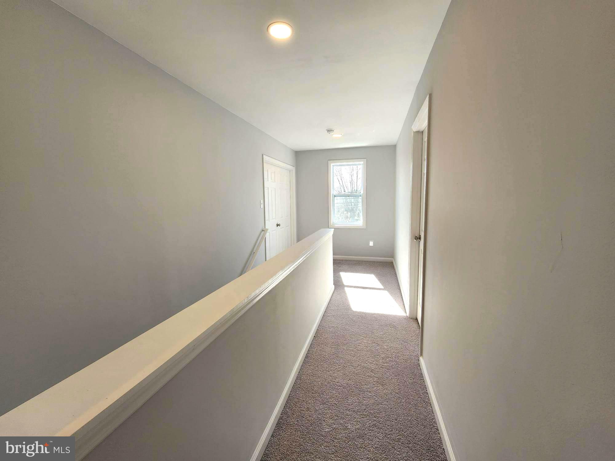 548 Jackson Road Atco, NJ 08004 - Photo 17 of 28 2nd Level hall