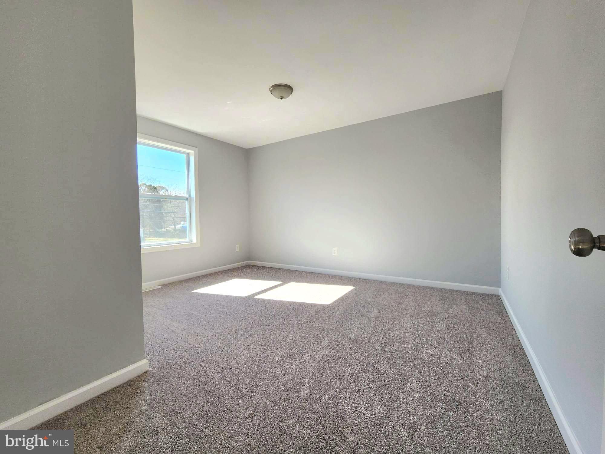 548 Jackson Road Atco, NJ 08004 - Photo 20 of 28 Bedroom 3 w/ walk-in closet