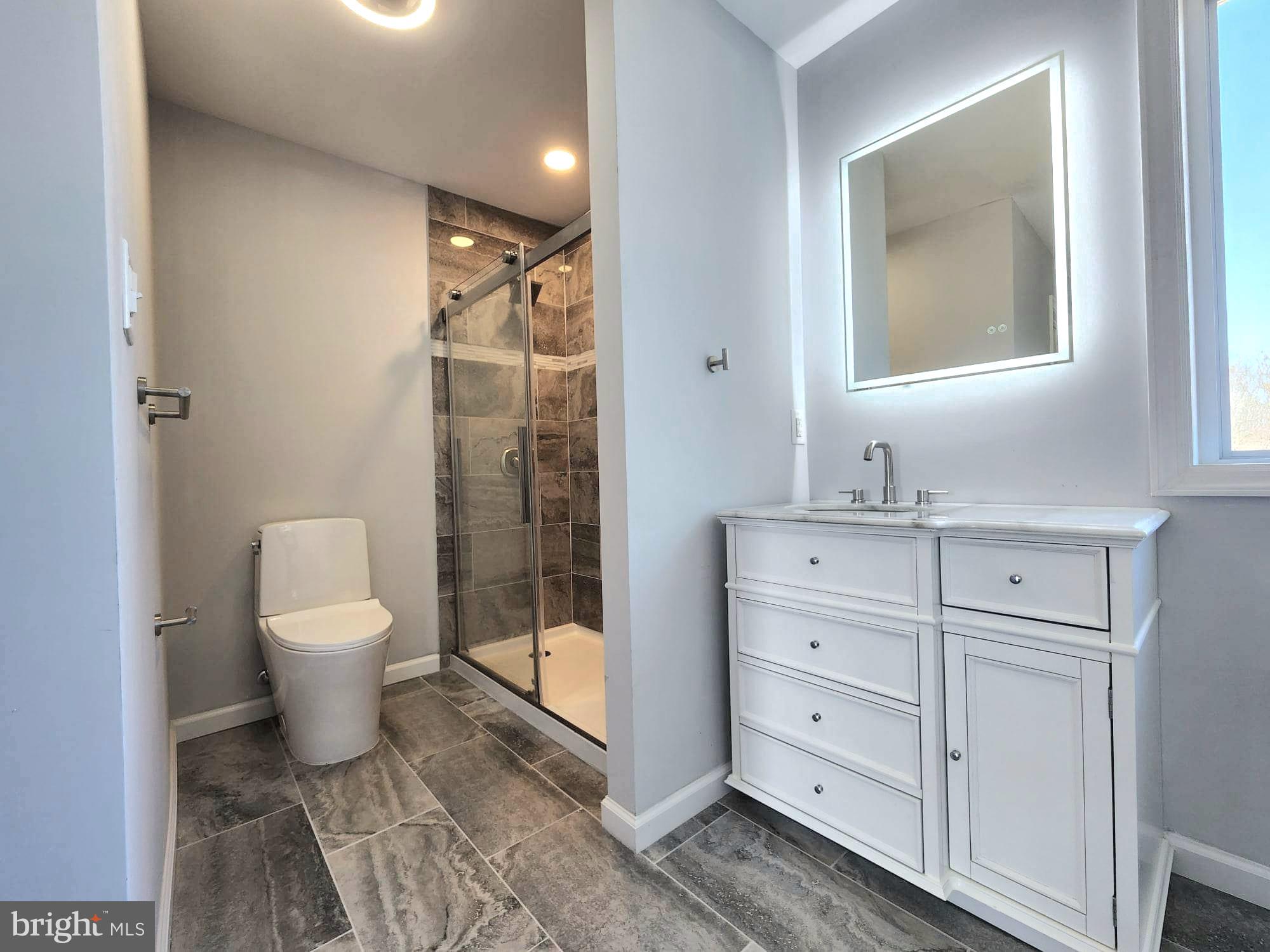 548 Jackson Road Atco, NJ 08004 - Photo 27 of 28 Primary suite Bath