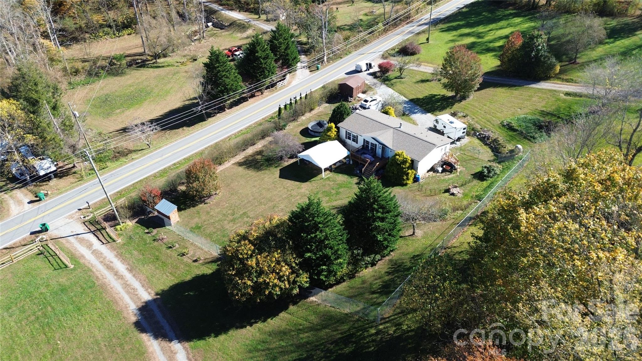 703 Garren Creek Road Fairview, NC 28730 - Photo 14 of 48