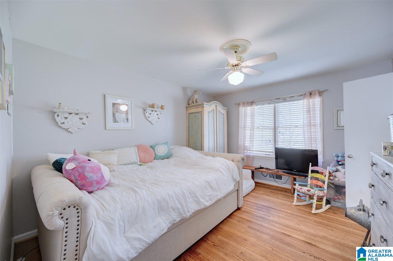 3656 Crestside Road Mountain Brook, AL 35223 - Photo 16 of 27
