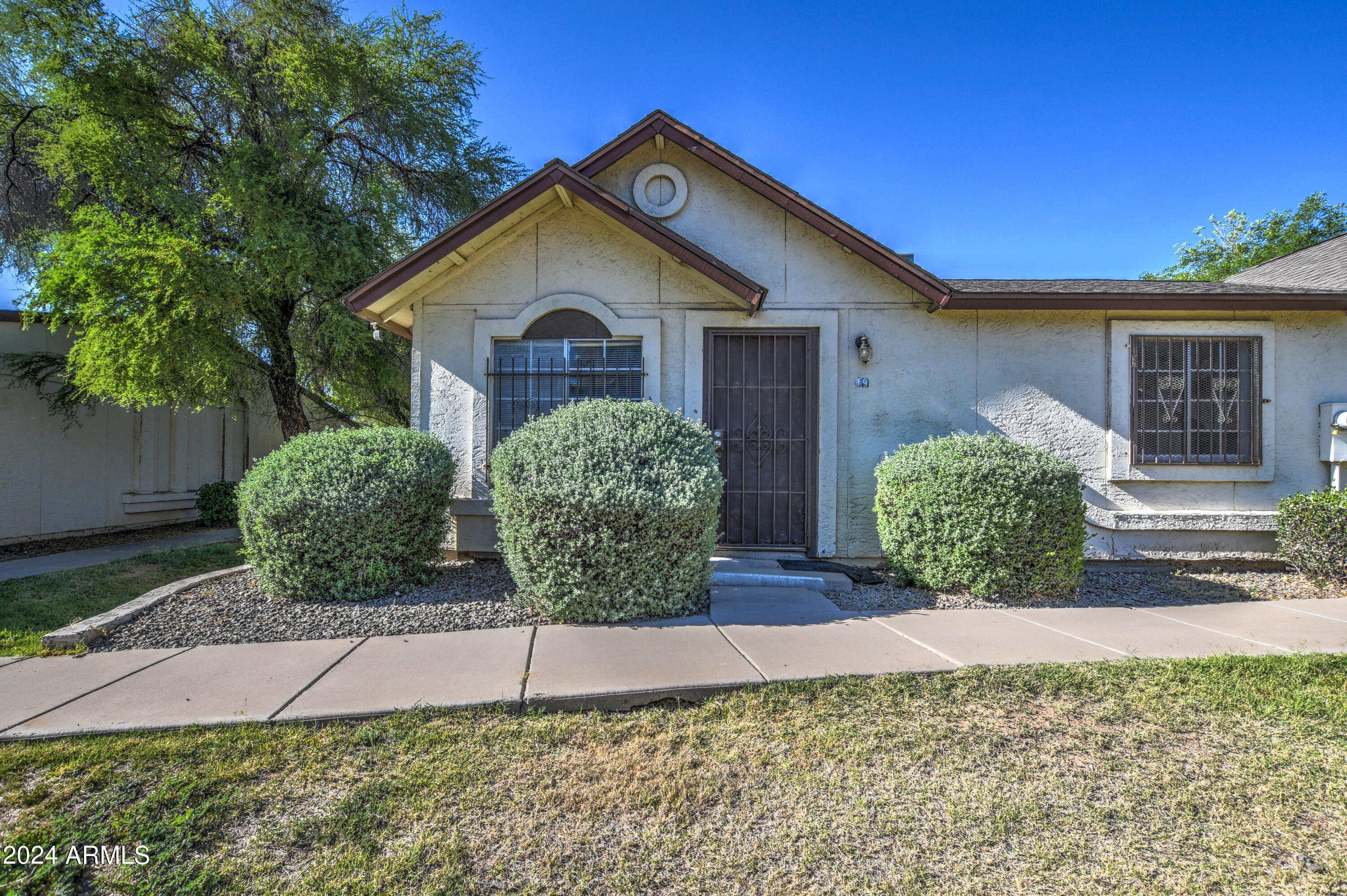 6711 West Osborn Road, Unit 19 Phoenix, AZ 85033 - Photo 2 of 24 Front 2
