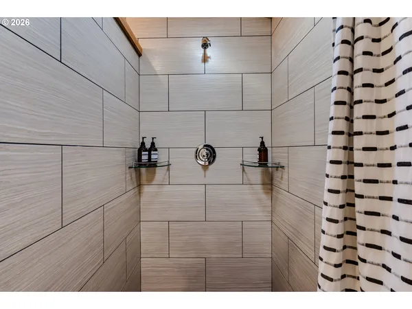 $515,000 | 104 Holeman Avenue, Eugene, OR 97404