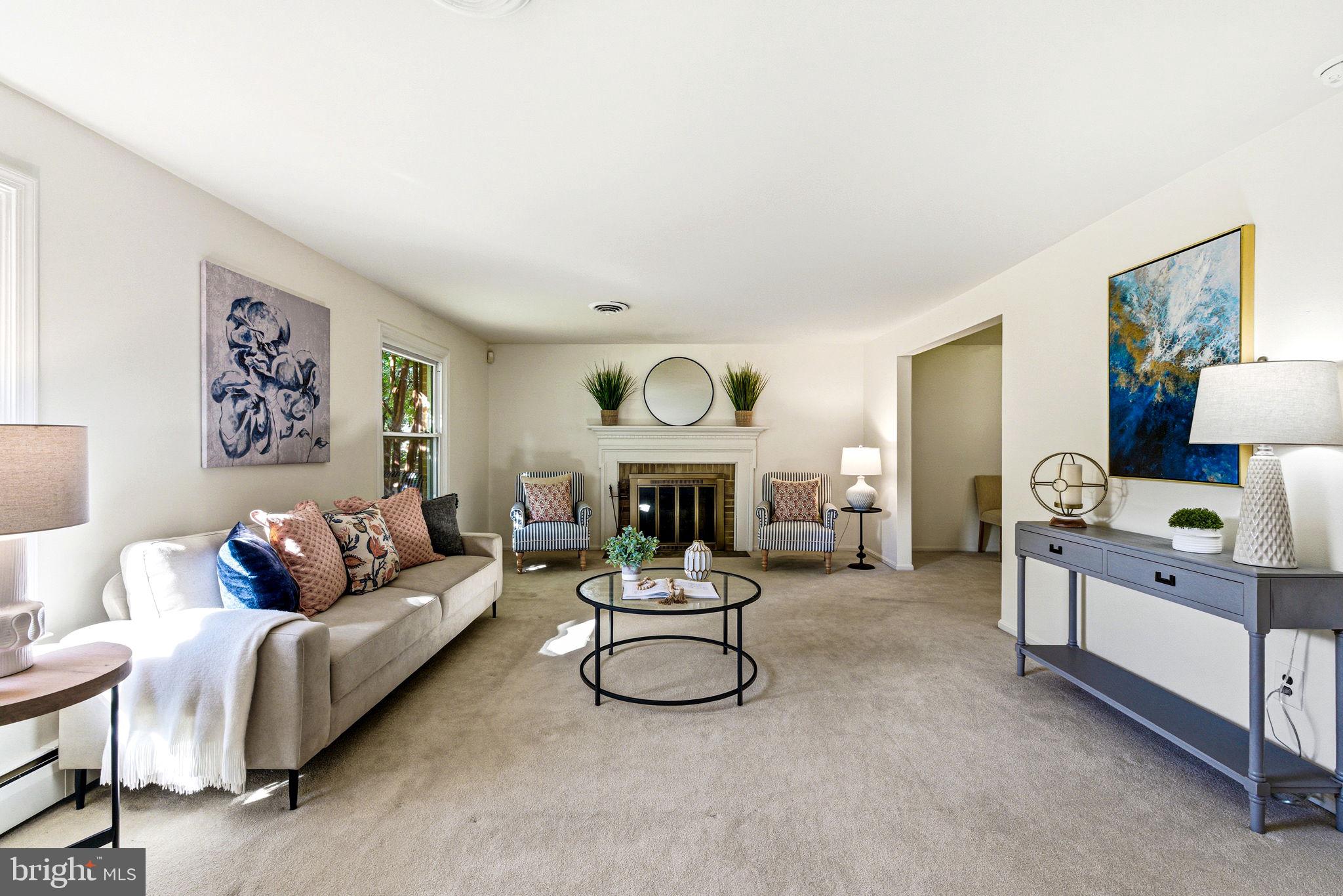 210 Cooper Drive Wallingford, PA 19086 - Photo 6 of 47 a living room with furniture
